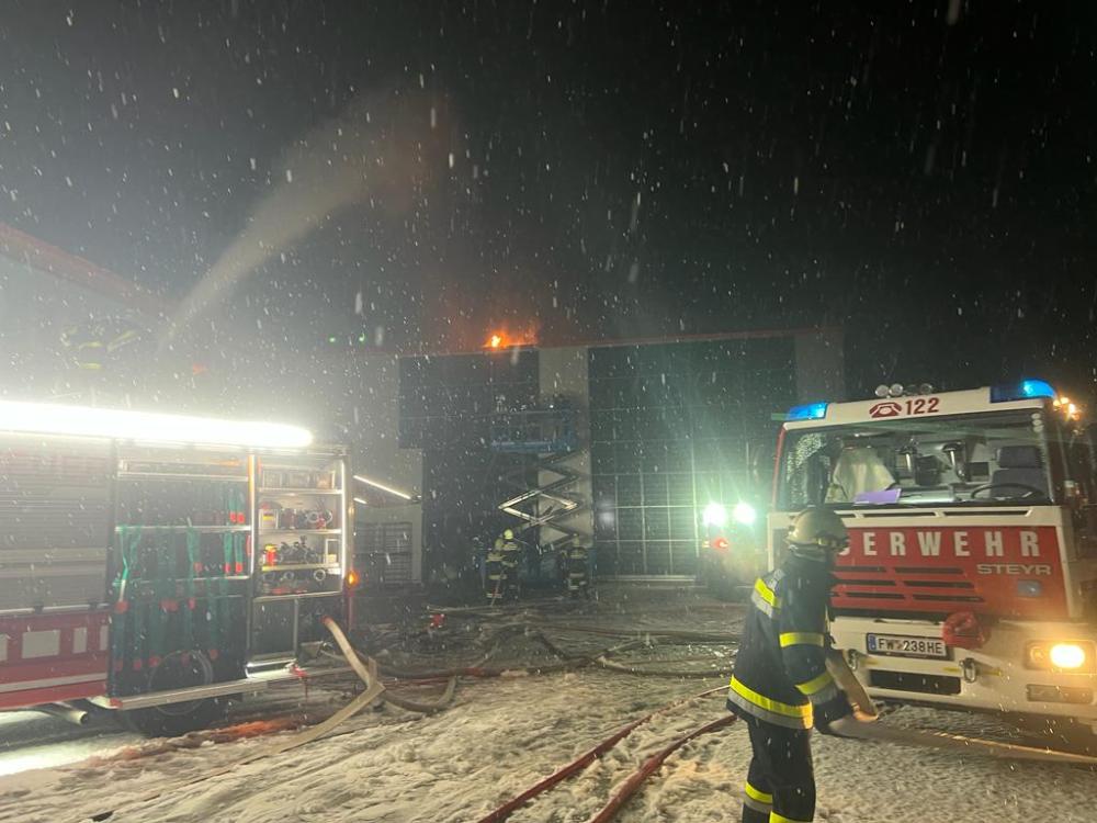 Brand in Industriegebiet